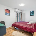 Apartment Reseda 3-23 By Interhome *